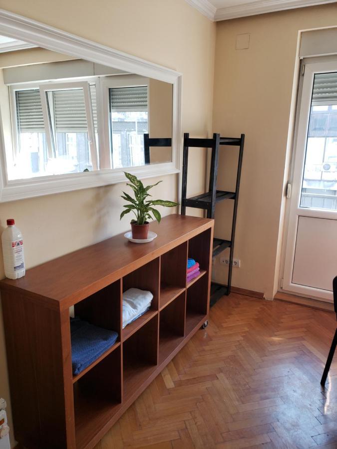 Private Cozy Room 2 With Shared Kitchen In Appartment Белград Экстерьер фото